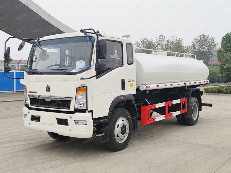 Howo 4x2 15 Cubic Metter Water Tank Truck