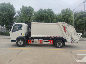 Camion compacteur Howo 20m3