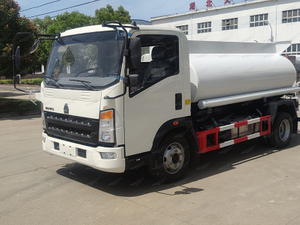 Howo 4x2 Cumbic Meter Water Tank Truck